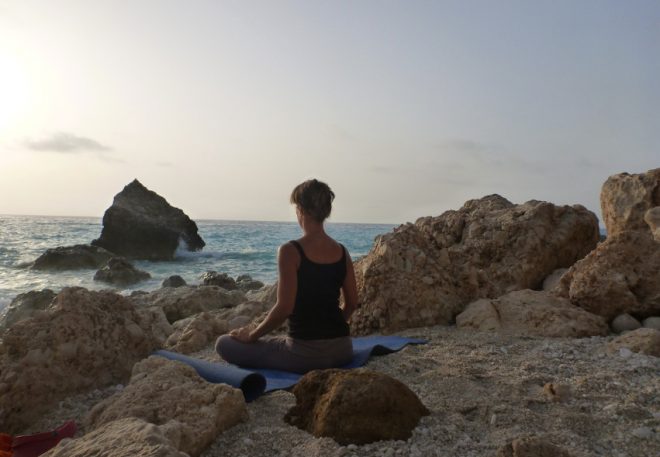 Meditation am Strand